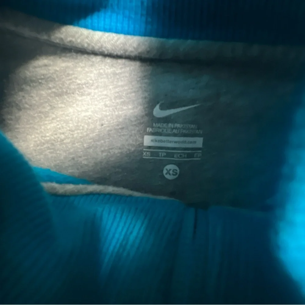 Nike sweatshirt size XS Full zip hood - Picture 5 of 10